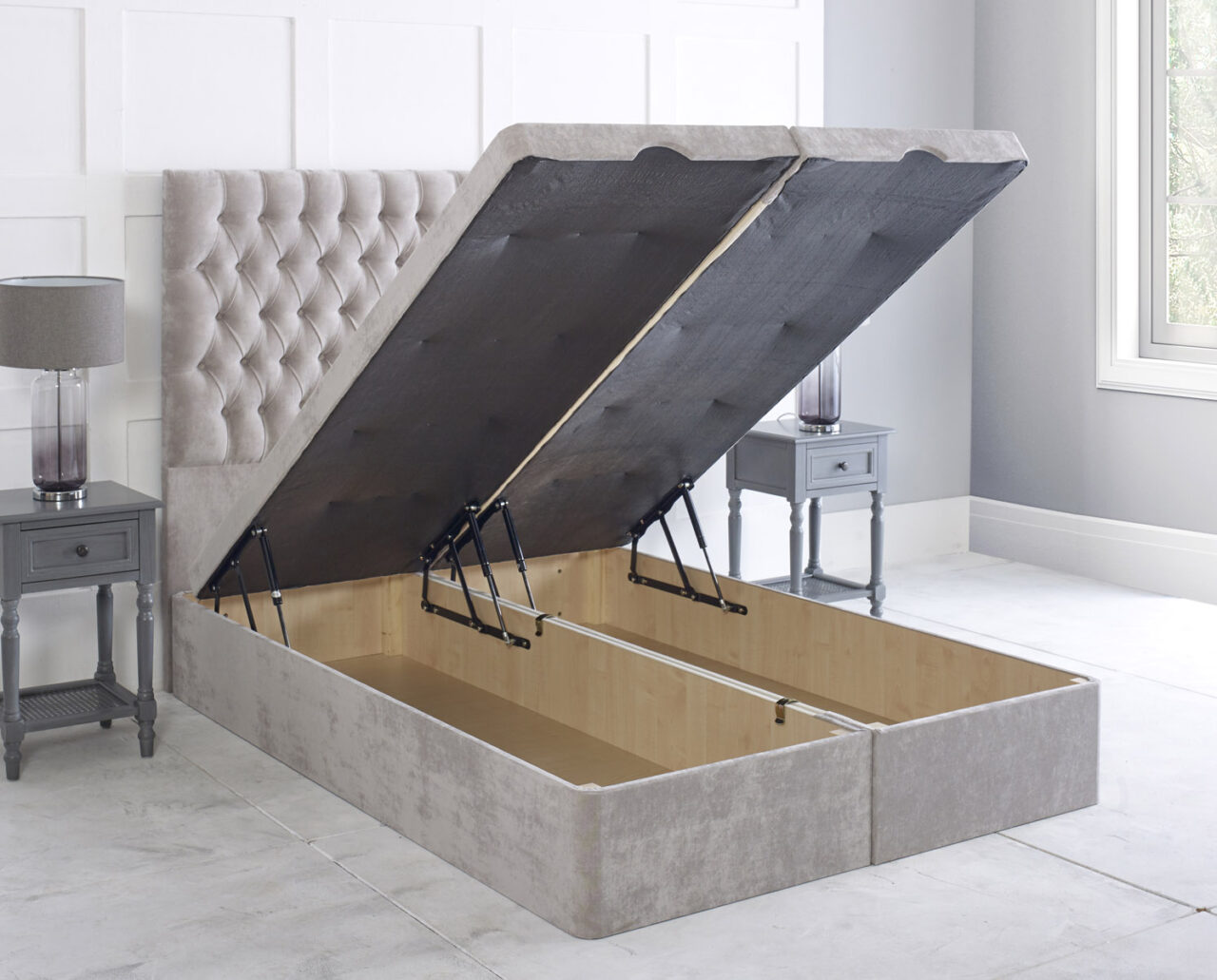 Cambridge Chesterfield Ottoman Bed