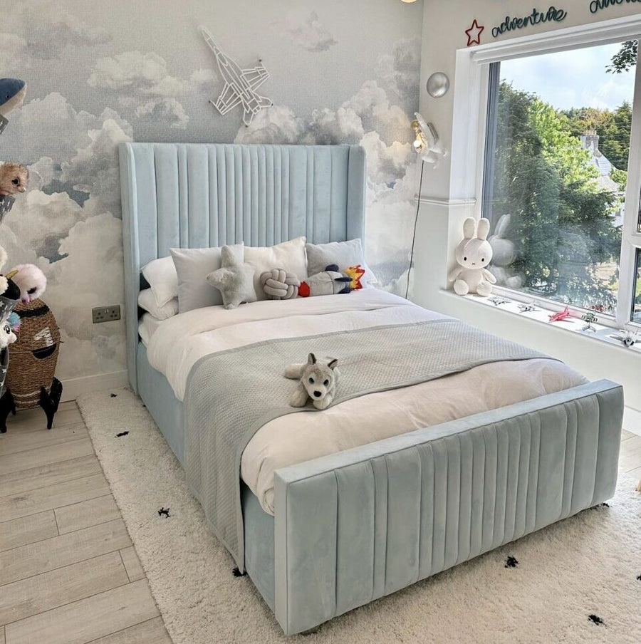 Hampton Wingback Bed